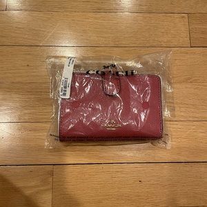 NWT Still In Bag Genuine Coach Wallet